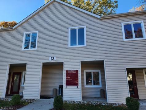 13 Clyde Road Franklin NJ 08873