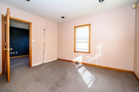 511 W Westfield Avenue Roselle Park NJ 07204
