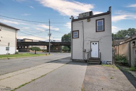 511 W Westfield Avenue Roselle Park NJ 07204