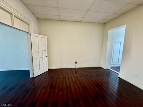 11 High Street Newton NJ 07860