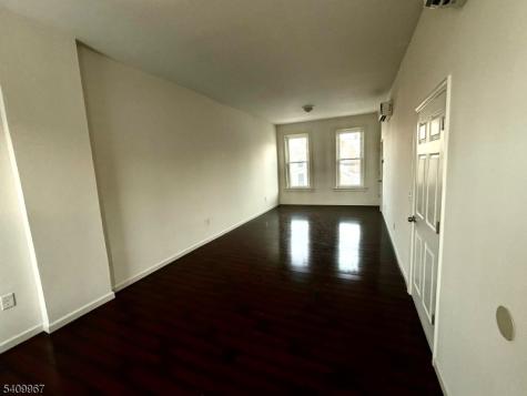 11 High Street Newton NJ 07860