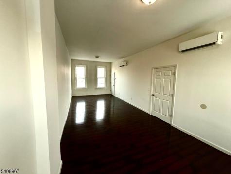 11 High Street Newton NJ 07860