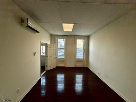 11 High Street Newton NJ 07860