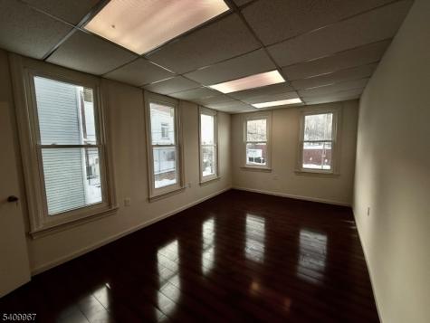 11 High Street Newton NJ 07860
