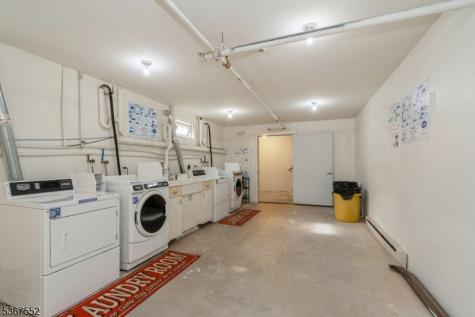 2 Lindbergh Road East Amwell NJ 08551