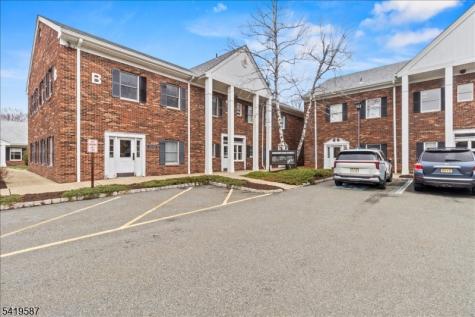 530 Ea Main Street Unit 5b Chester NJ 07930