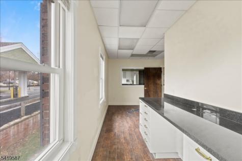 530 Ea Main Street Unit 5b Chester NJ 07930
