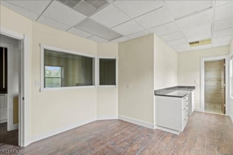 530 Ea Main Street Unit 5b Chester NJ 07930