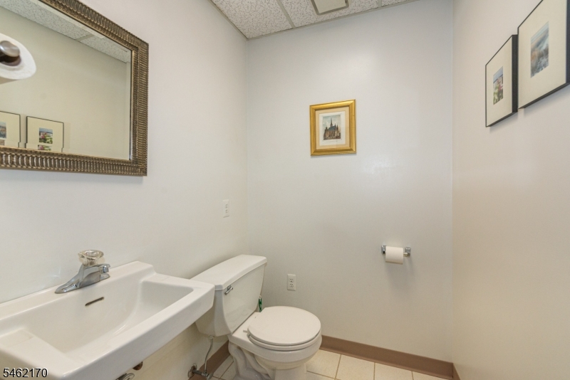 59 E Mill Road Washington NJ 07853
