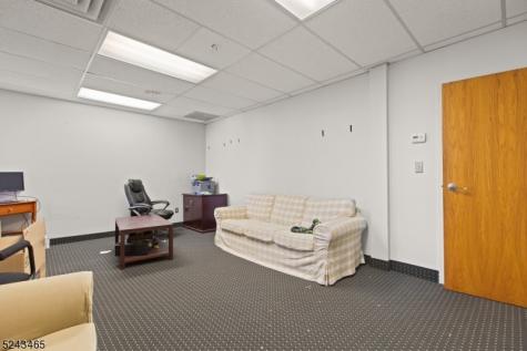 111 Galway Place Teaneck NJ 07666