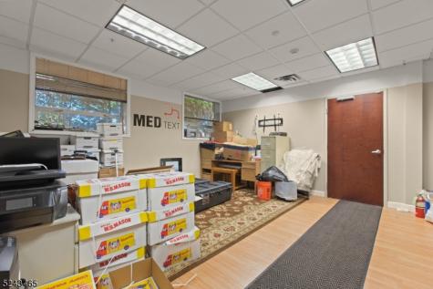 111 Galway Place Teaneck NJ 07666