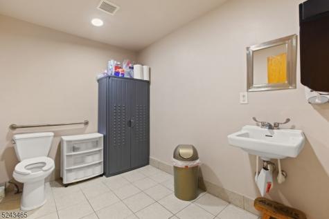 111 Galway Place Teaneck NJ 07666