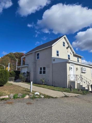 360 Us Highway 46 E. Mountain Lakes NJ 07046