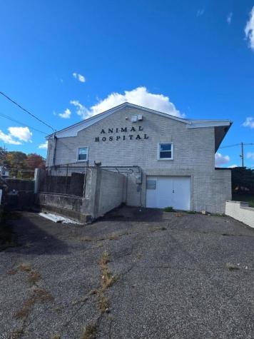 360 Us Highway 46 E. Mountain Lakes NJ 07046