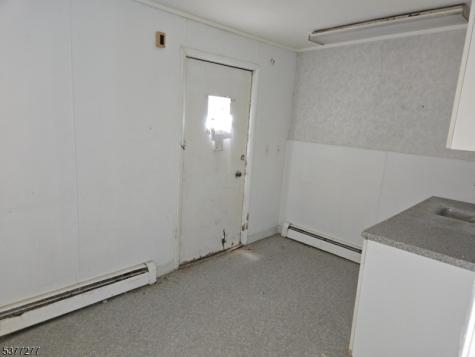 360 Us Highway 46 E. Mountain Lakes NJ 07046