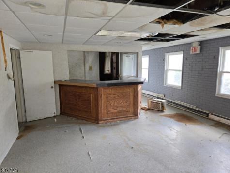 360 Us Highway 46 E. Mountain Lakes NJ 07046