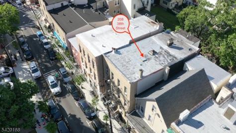 208 38TH Street Union NJ 07087