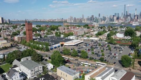 208 38TH Street Union NJ 07087