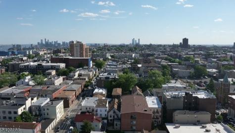 208 38TH Street Union NJ 07087
