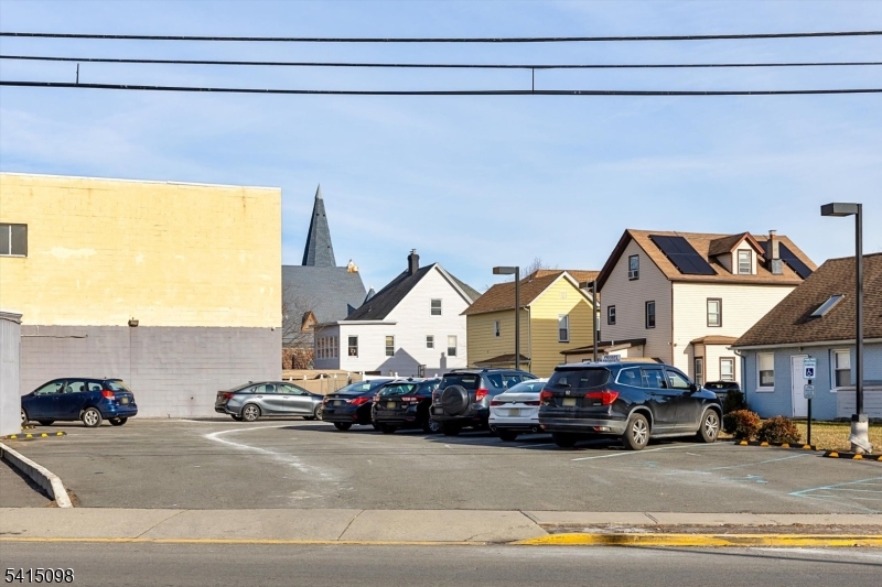 98 Lexington Avenue Passaic NJ 07055