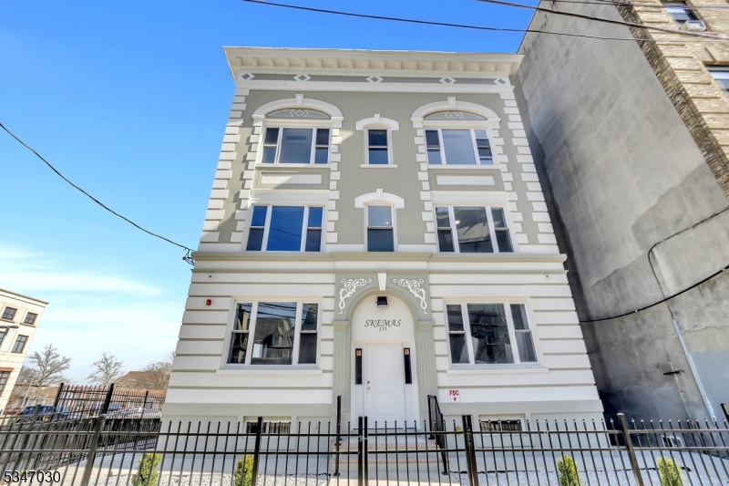 155 Clifton Avenue Newark NJ 07104