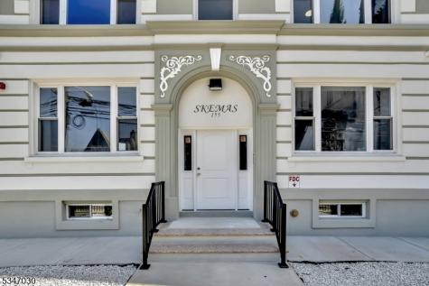 155 Clifton Avenue Newark NJ 07104