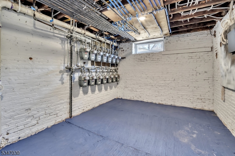 155 Clifton Avenue Newark NJ 07104