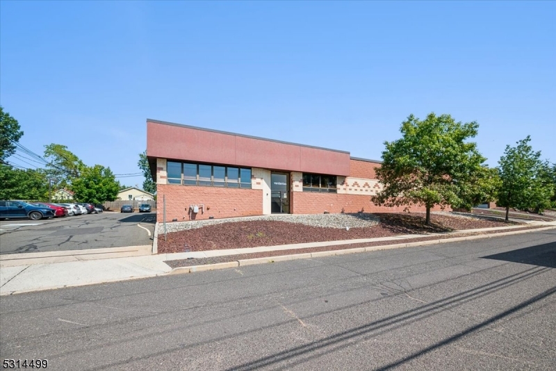 57 4TH Street Somerville NJ 08876