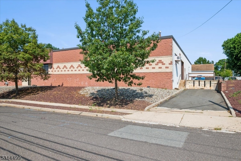 57 4TH Street Somerville NJ 08876