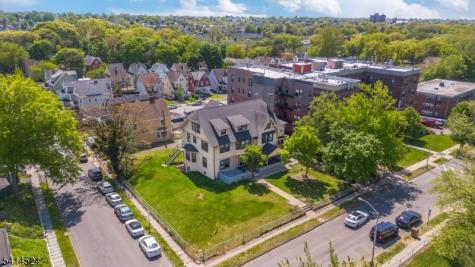 146 S Munn Avenue East Orange NJ 07018