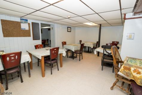 146 S Munn Avenue East Orange NJ 07018