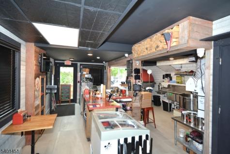 20 Leigh Street Clinton NJ 08809