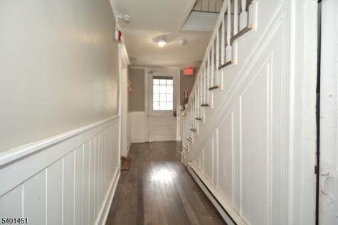 20 Leigh Street Clinton NJ 08809