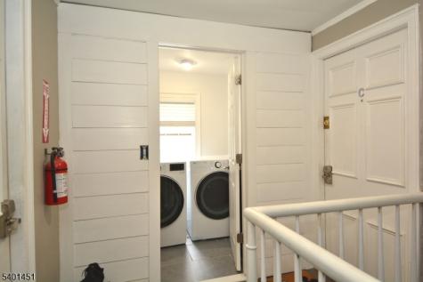 20 Leigh Street Clinton NJ 08809