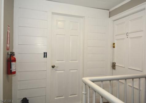 20 Leigh Street Clinton NJ 08809