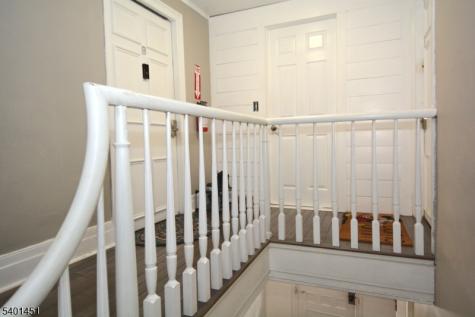 20 Leigh Street Clinton NJ 08809