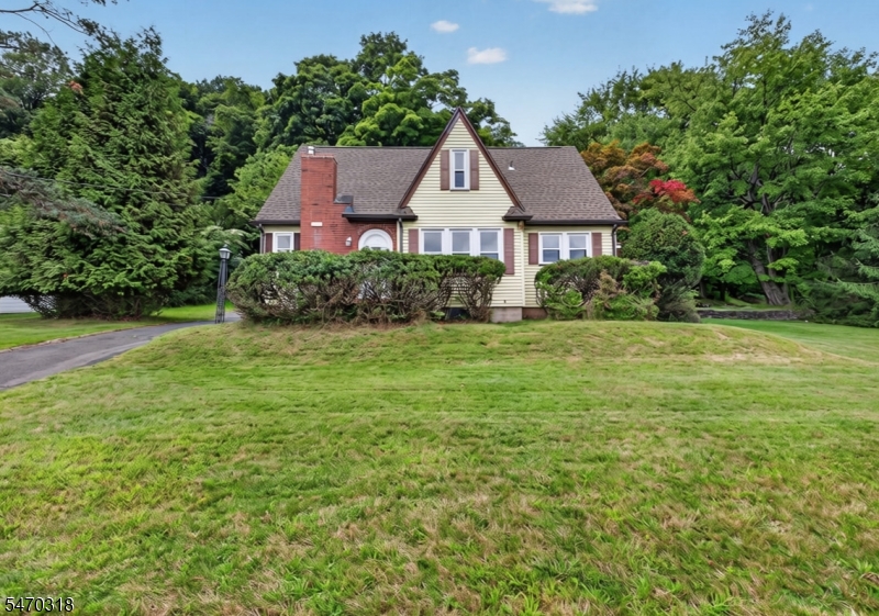 1208 Pompton Avenue Cedar Grove NJ 07009