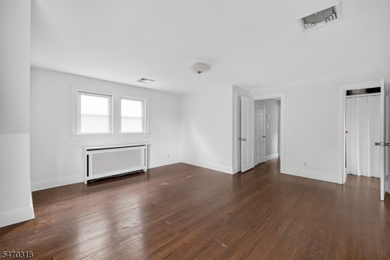 1208 Pompton Avenue Cedar Grove NJ 07009