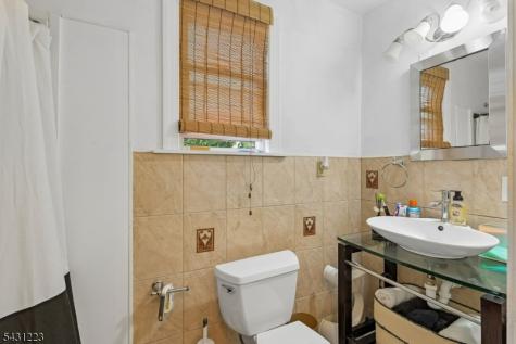 47 Chestnut Street West Orange NJ 07052