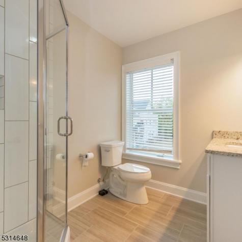 84 Auburn Street Paterson NJ 07501