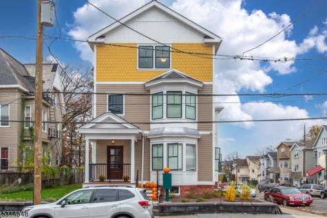 84 Auburn Street Paterson NJ 07501