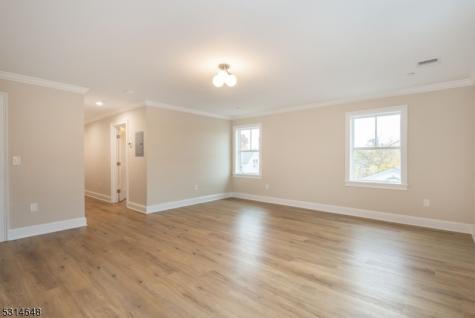 84 Auburn Street Paterson NJ 07501