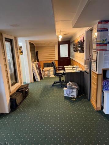 1235 ROUTE31 Clinton NJ 08833