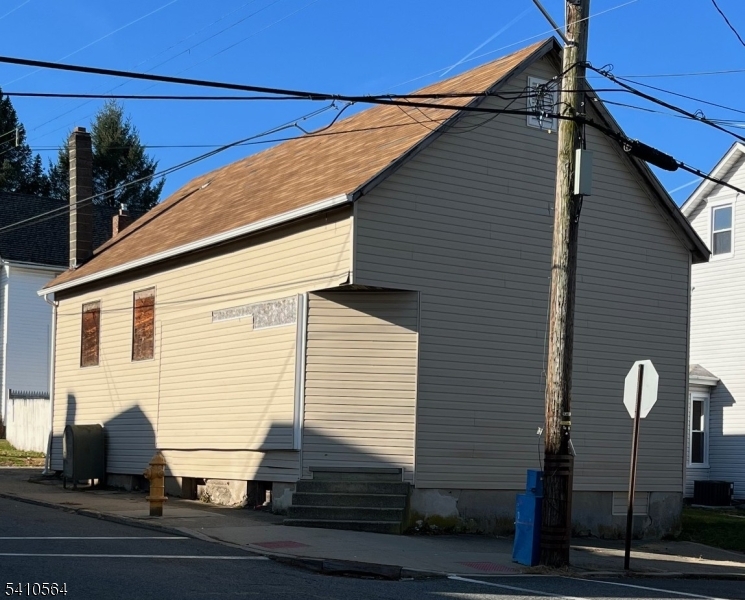 64 Filmore Street Phillipsburg NJ 08865