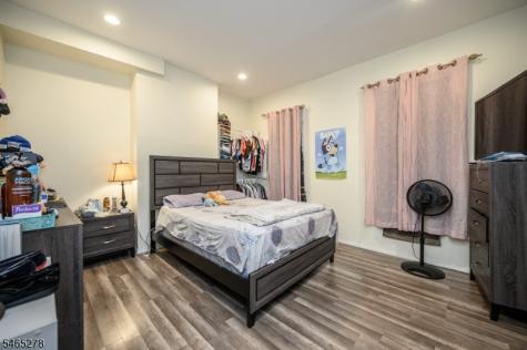 294 Orange Street Newark NJ 07103