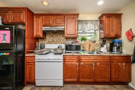 294 Orange Street Newark NJ 07103