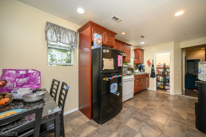 294 Orange Street Newark NJ 07103