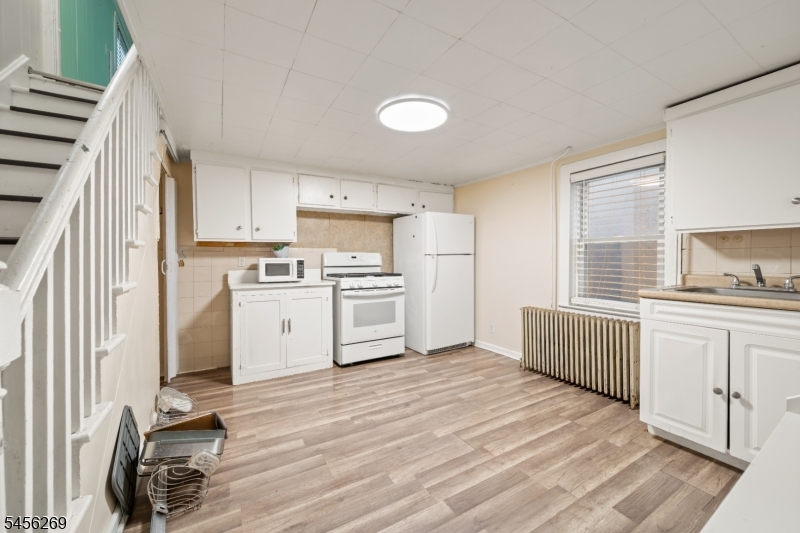 36 W Somerset Street Raritan NJ 08869