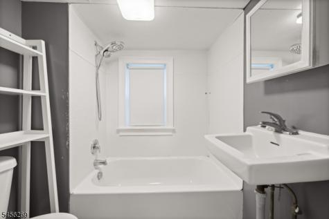 36 W Somerset Street Raritan NJ 08869