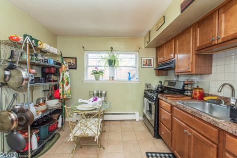 231 9TH Street Fairview NJ 07022